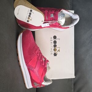 Diadora Heritage Women's Pink Sneakers With Sworovski Crystals